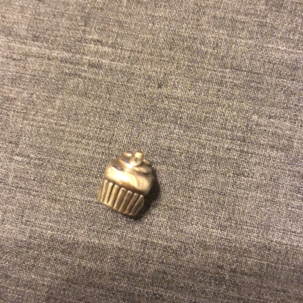 Sterling silver cupcake pandora charm